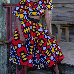 Are unique to pieces very colorful beautiful